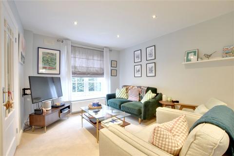 7 Lambourne Place, London, SE3 7BH