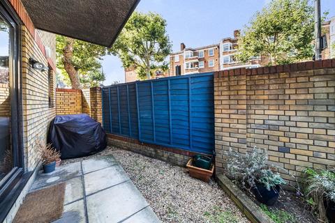 Flat 7, 100 Dalling Road, London, W6 0JA