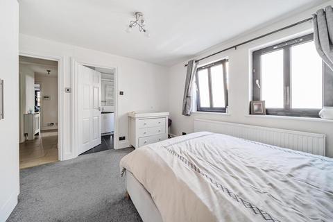 Flat 7, 100 Dalling Road, London, W6 0JA
