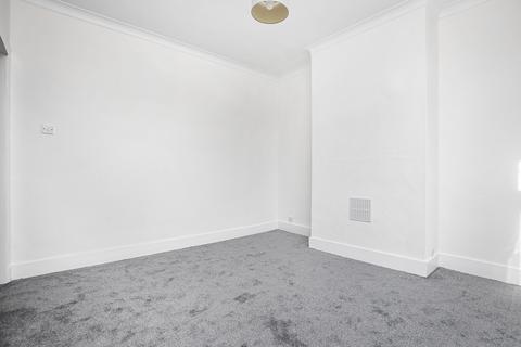 42 Mersham Road, Thornton Heath, CR7 8NP