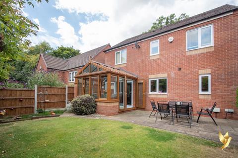 4 bedroom detached house for sale - Worcestershire WR5