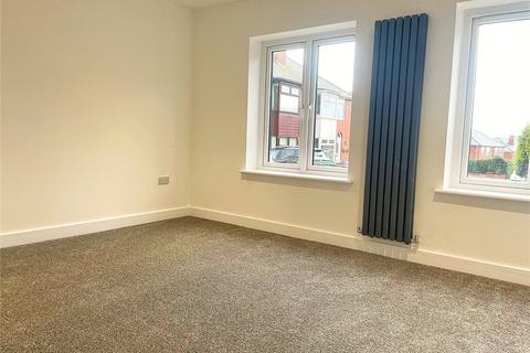 35 Hayfield Close, Oldham, OL4 2LX