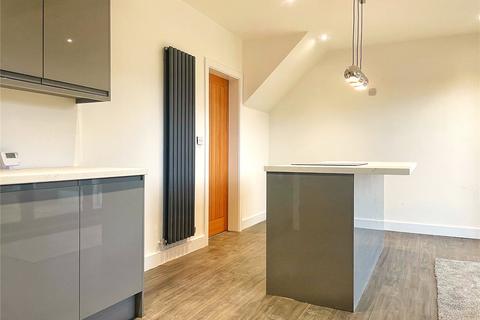 35 Hayfield Close, Oldham, OL4 2LX