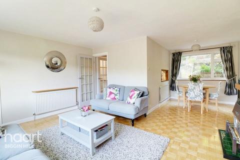 8 Flamborough Close, Biggin Hill, Westerham, TN16 3PB