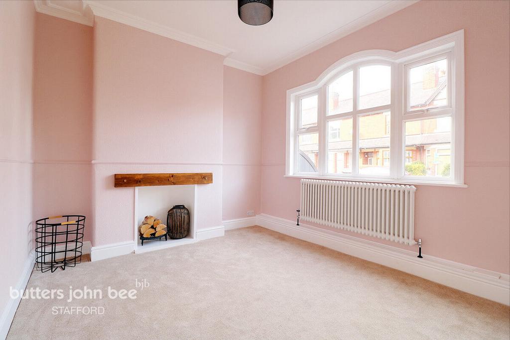 Oxford Gardens, Stafford 3 bed end of terrace house for sale £240,000