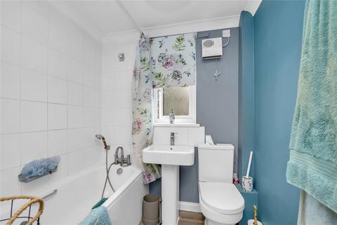 3 bedroom end of terrace house to rent, Riverside Maltings, Diss, Norfolk, IP22
