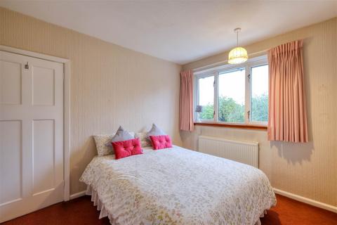6 Charfield Close, Birmingham, B30 1QS