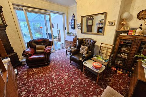 3 bedroom semi-detached house for sale - Pleckgate Road, Blackburn, Lancashire, BB1