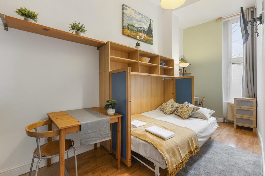 Studio to rent