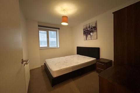 2 bedroom apartment to rent, Hive, Masshouse Plaza, Birmingham, B55JL