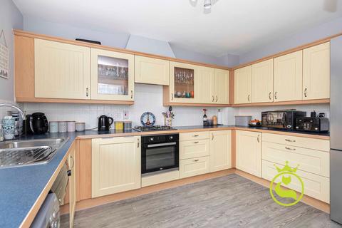 4 bedroom semi-detached house for sale - Poole, Poole BH14