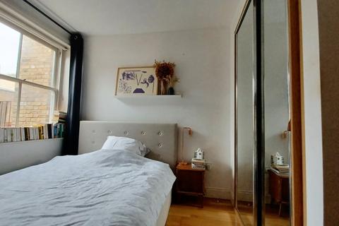 1 bedroom flat to rent, Upper Street, Islington