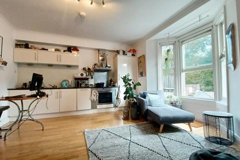 1 bedroom flat to rent, Upper Street, Islington