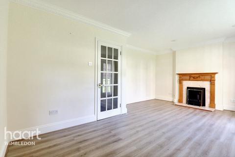 3 bedroom flat to rent, Albert Drive, LONDON