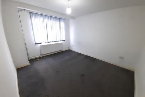 undefined, Heston Avenue, Hounslow, Greater London, TW5
