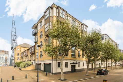 2 bedroom flat to rent, Cumberland House, 5 Wesley Avenue, London, E16