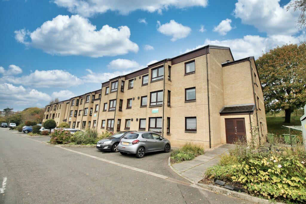 Cleddens Court G64 2SB 1 bed flat for sale £85,000