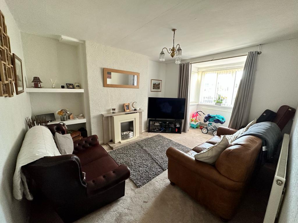 Tai Gwalia, Upper Cwmtwrch, Swansea, SA9 2UW. 3 bed semi-detached house ...