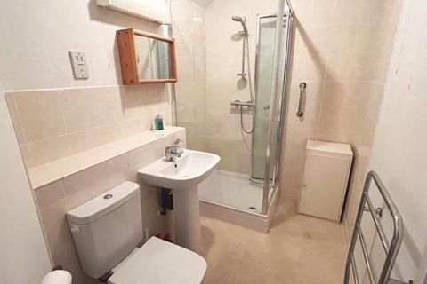Flat 20, Fairhaven Court Fairhaven, Egham, TW20 9DH