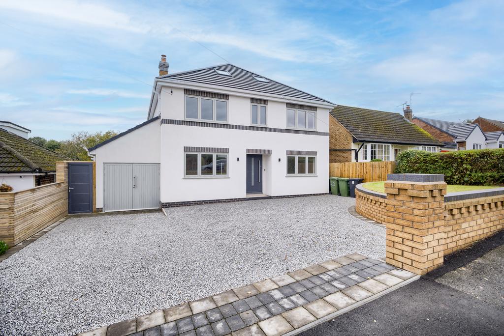 Inchbrook Road, Kenilworth, CV8 5 bed detached house £3,500 pcm (£808 pw)