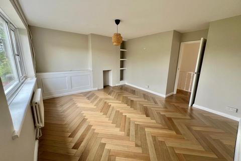 222b Reading Road, Henley-on-thames, RG9 1ES