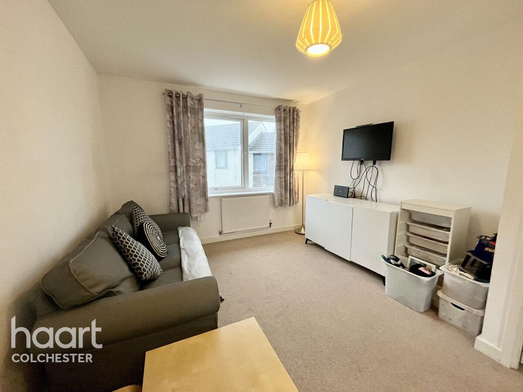 Broad Oak Lane, Colchester 2 bed terraced house for sale £280,000