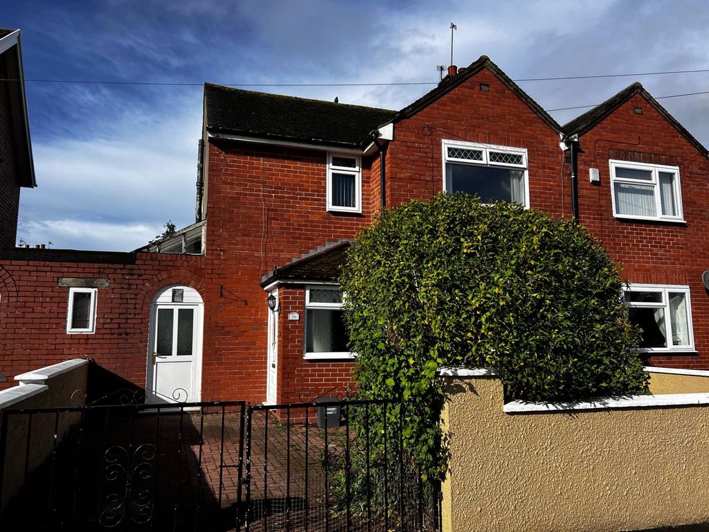Crossways Street, Barry, CF63 3 bed semidetached house for sale £210,000