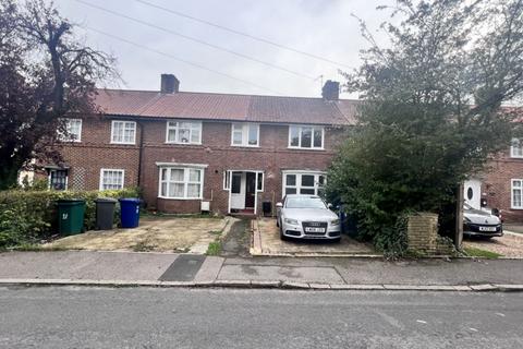 4 bedroom house to rent, Briar Walk, Burnt Oak, HA8