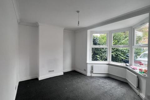 4 bedroom house to rent, Briar Walk, Burnt Oak, HA8