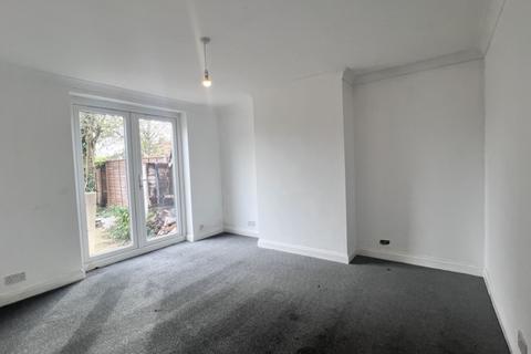 4 bedroom house to rent, Briar Walk, Burnt Oak, HA8