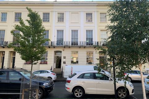 Office to rent - Second Floor Offices, 16 Imperial Square, Cheltenham, GL50 1QZ