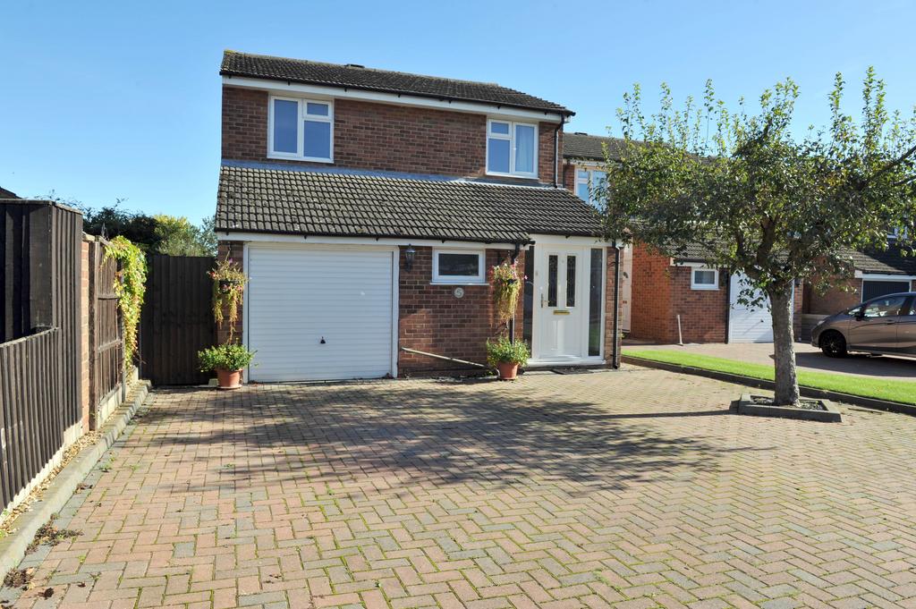 Trafalgar Road, Eaton Ford PE19 3 bed detached house for sale £400,000