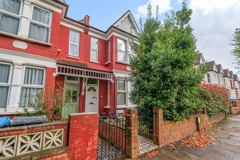 3 bedroom terraced house for sale - York Road, Wood Green, London, N11