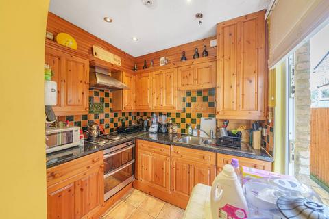 3 bedroom terraced house for sale - York Road, Wood Green, London, N11