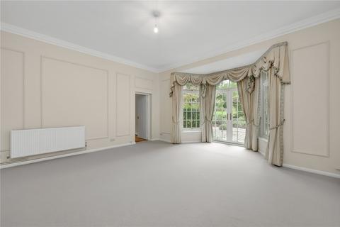 4 bedroom detached house to rent, Sands Road, The Sands, Farnham, Surrey, GU10