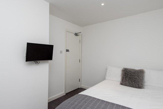 Stubbs-gate-st5-1lu-949599