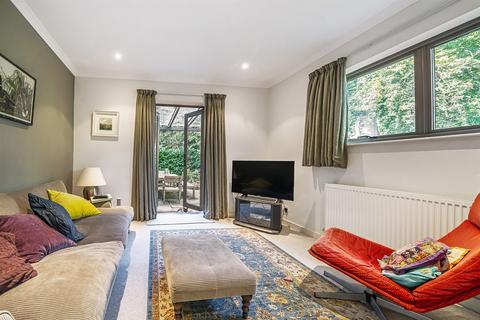 Beechwood House Fryern Road, Storrington, Pulborough, RH20 4NE