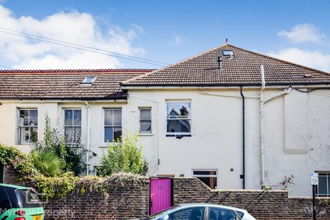 2 bedroom terraced house to rent, Jasmine Cottage, West Drive