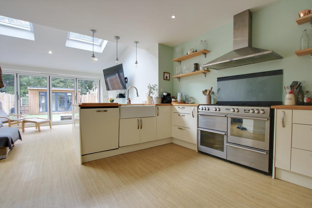 Kitchen area