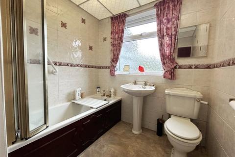 1 Norley Close, Chadderton, Oldham, OL1 2RA