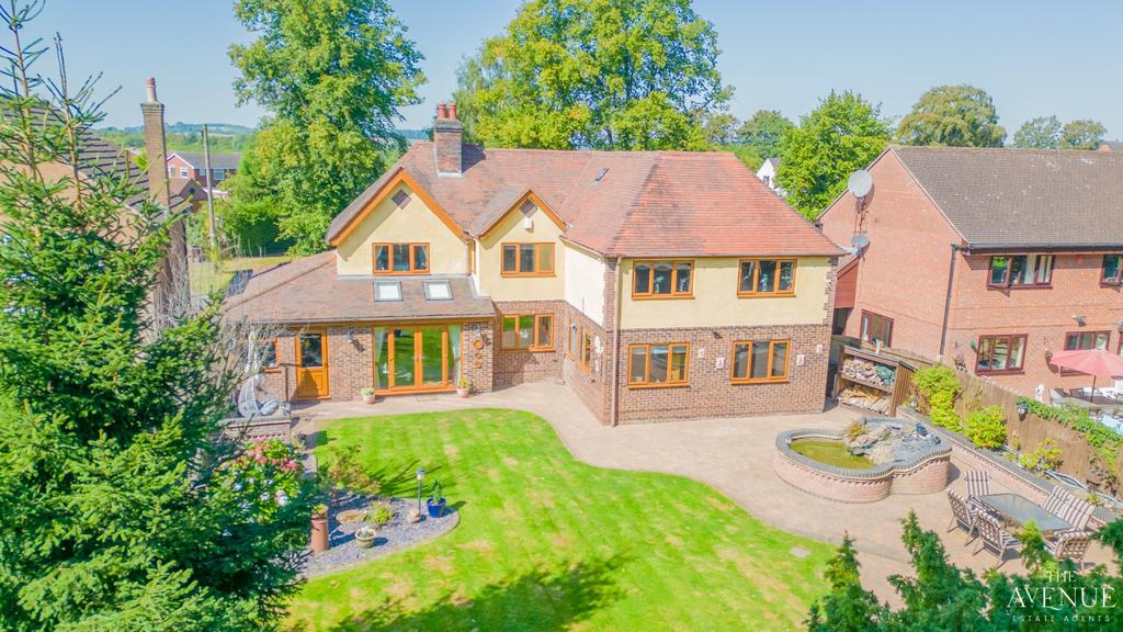 Wraydene in Bonehill, Tamworth 5 bed detached house for sale £895,000