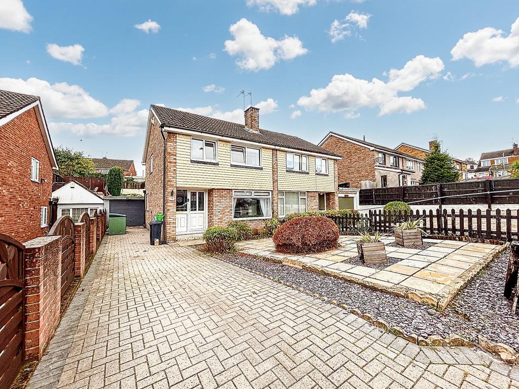 Elm Grove, Newport, NP20 3 bed semidetached house for sale £240,000