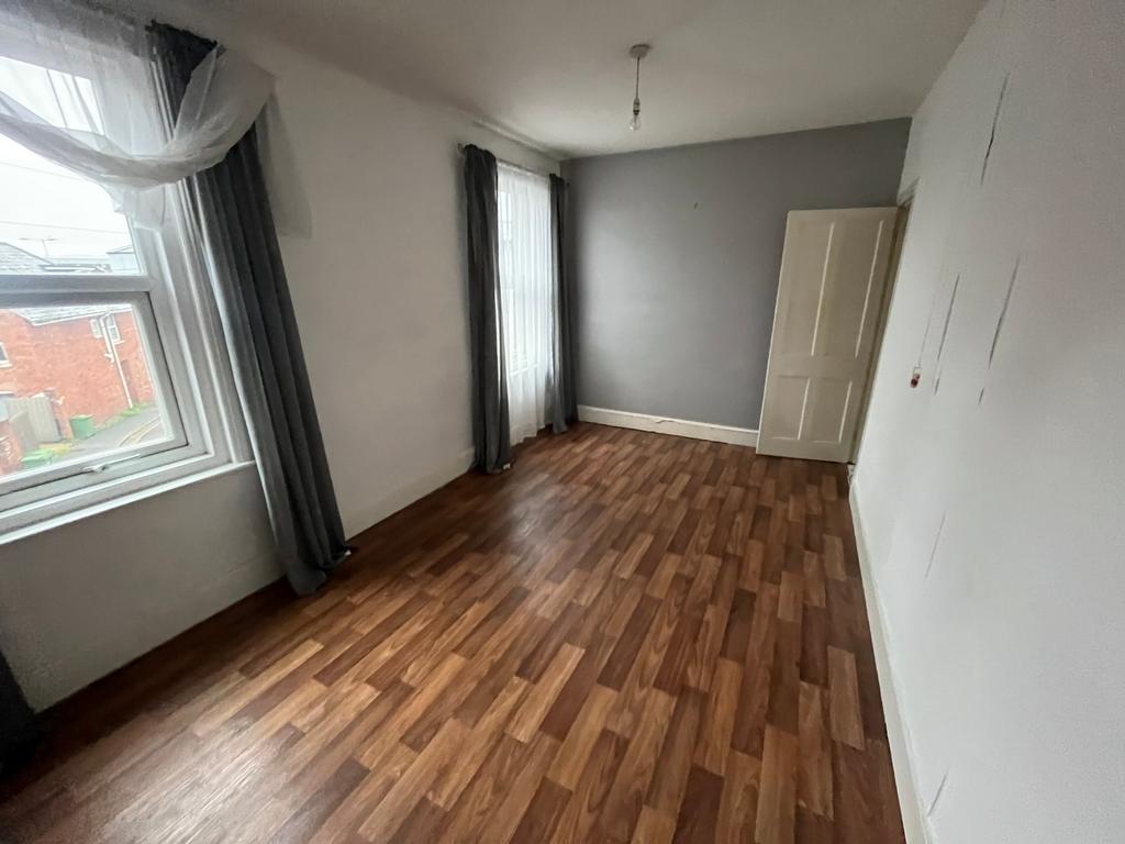 Taddiford Road, St Davids, Exeter, EX4 2 bed terraced house £1,309