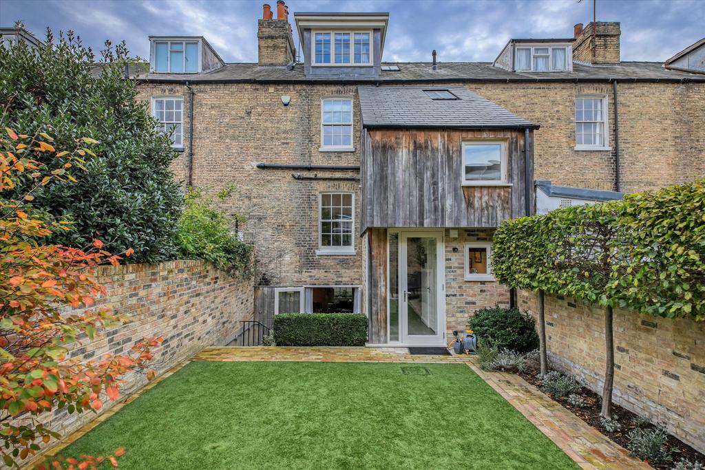 Panton Street, Cambridge, Cambridgeshire, CB2 3 bed terraced house for