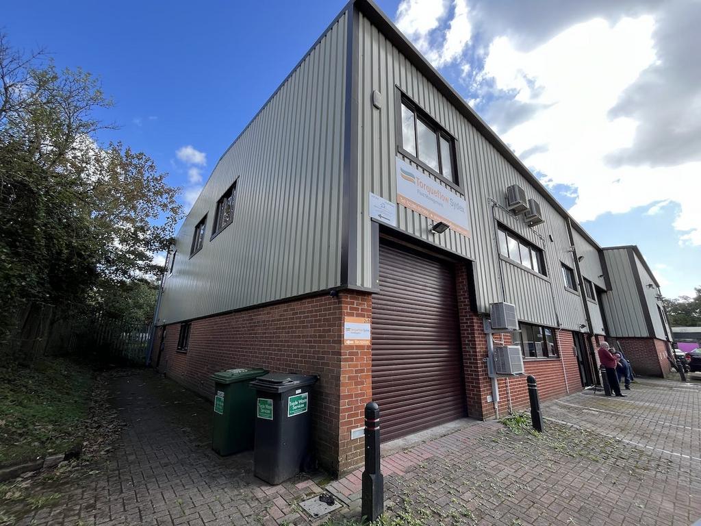 2CB Deer Park Farm Industrial Estate, Knowle Lane, Fair Oak, Eastleigh