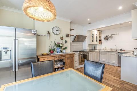 Flat 3, 57 Gloucester Drive, London, N4 2LJ