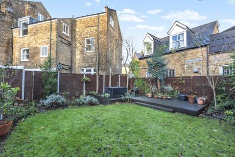 Flat 3, 57 Gloucester Drive, London, N4 2LJ