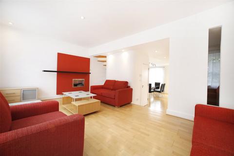 3 bedroom penthouse to rent, Beaufort Gardens, Knightsbridge, London, SW3