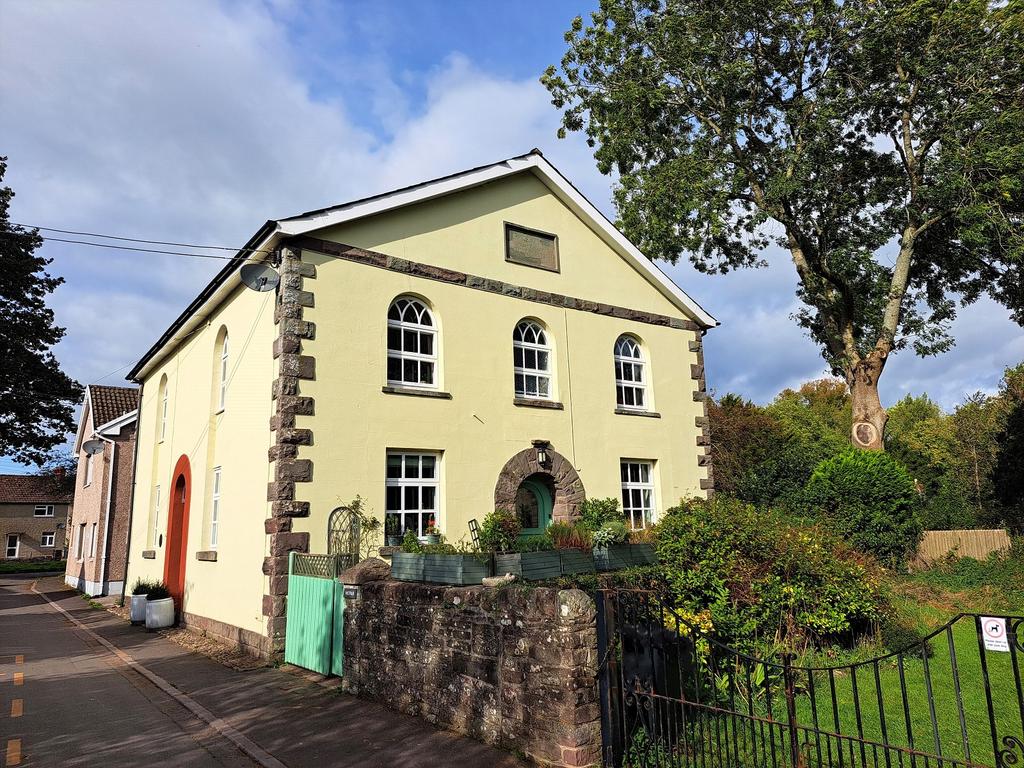 Llanfrynach, Brecon, Powys. 2 bed semidetached house for sale £299,950