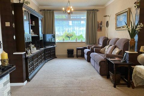 22 Edge Hill Road, Royton, Oldham, OL2 6BL